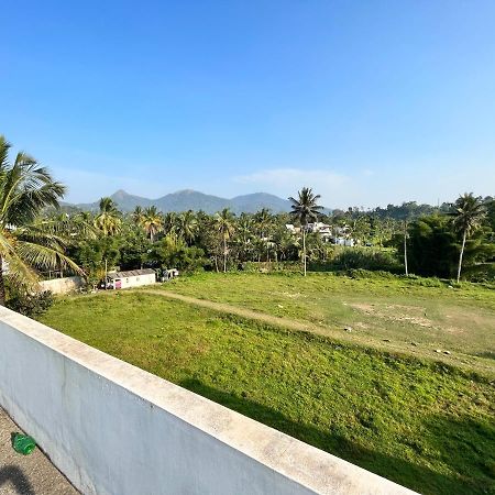 Wayanad Biriyomz Residency, Kalpatta, Low Cost Rooms And Deluxe Apartment ภายนอก รูปภาพ