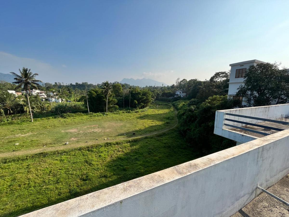Wayanad Biriyomz Residency, Kalpatta, Low Cost Rooms And Deluxe Apartment ภายนอก รูปภาพ