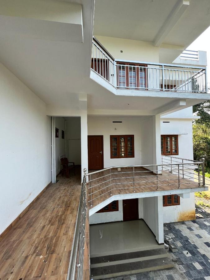 Wayanad Biriyomz Residency, Kalpatta, Low Cost Rooms And Deluxe Apartment ภายนอก รูปภาพ
