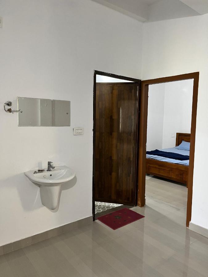 Wayanad Biriyomz Residency, Kalpatta, Low Cost Rooms And Deluxe Apartment ภายนอก รูปภาพ