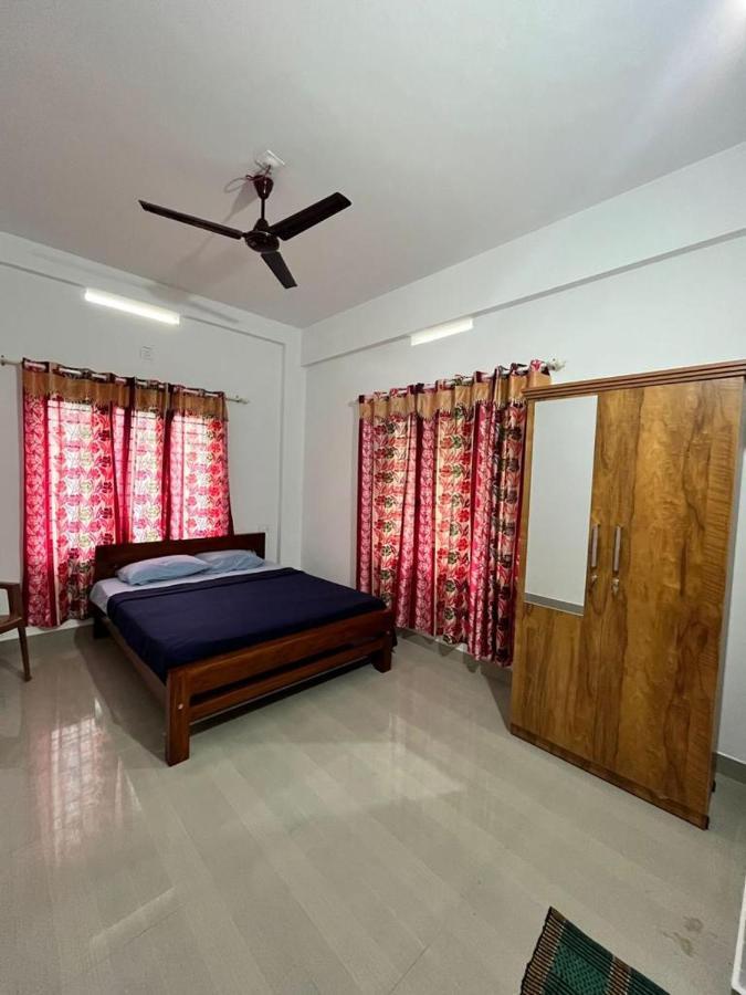 Wayanad Biriyomz Residency, Kalpatta, Low Cost Rooms And Deluxe Apartment ภายนอก รูปภาพ